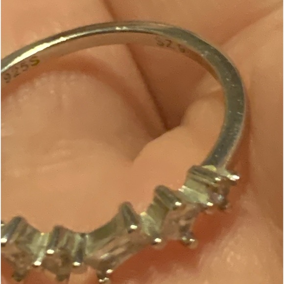 ❤️ABSOLUTELY GORGEOUS AUTHENTIC 925 STERLING SILVER RING WITH AAA+ QUALI… - Picture 4 of 7
